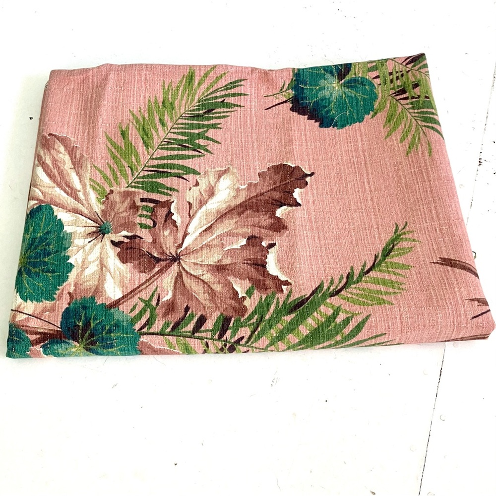 Vintage 40’s barkcloth tropical floral pink lurex gold thread fabric yardage